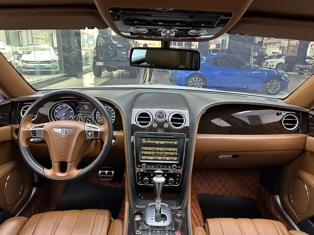 Bentley Flying Spur 2014 4.0T V8 Luxury