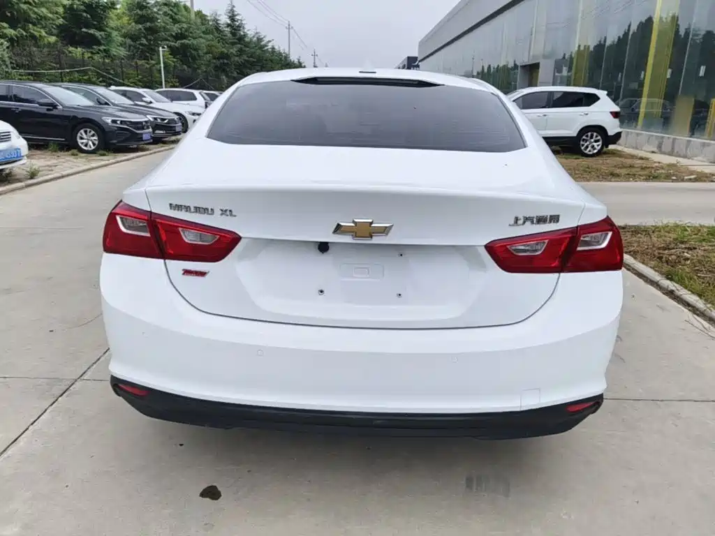 Chevrolet Malibu XL — миниатюра 6