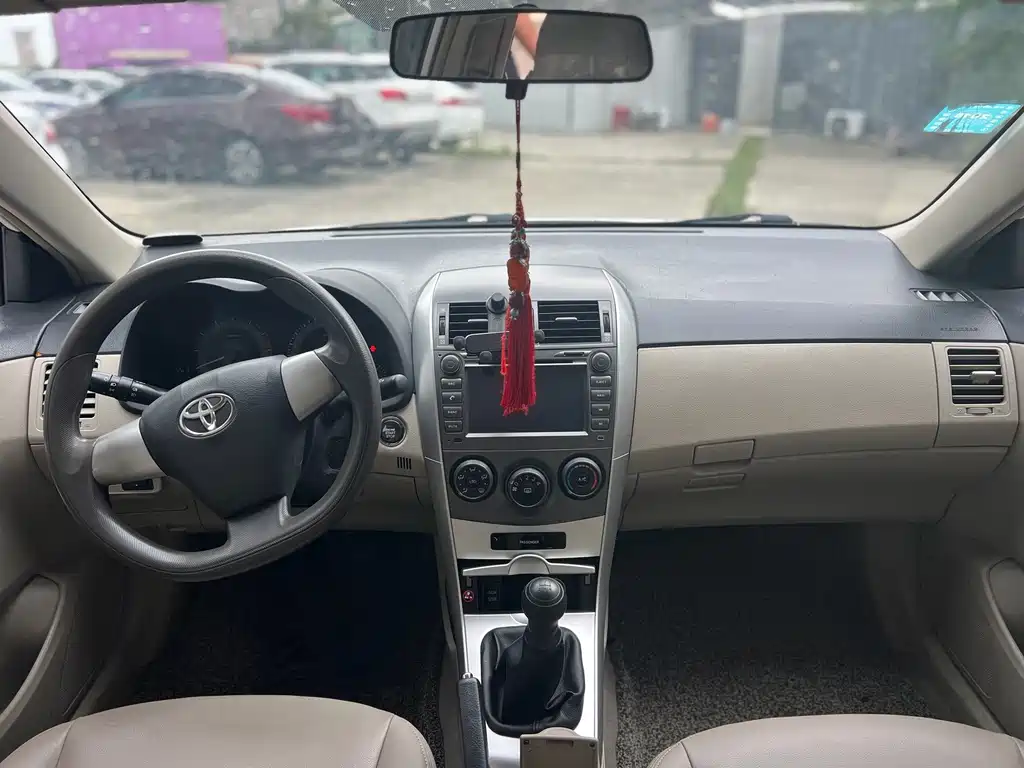 Toyota Corolla — миниатюра 7