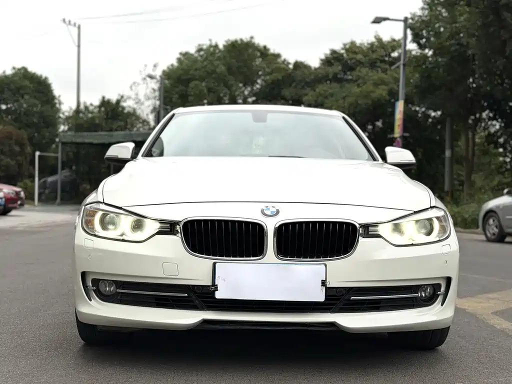 BMW 3 Series — миниатюра 2
