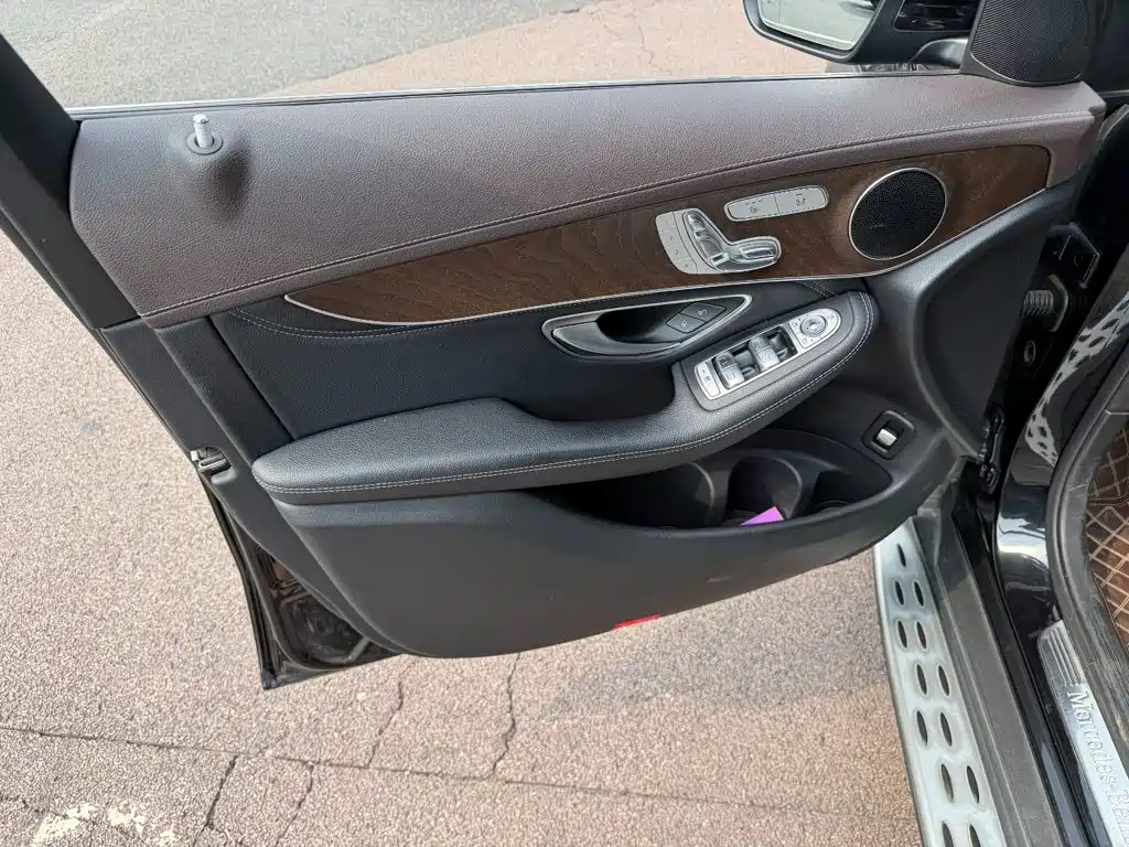 Mercedes-Benz GLC — миниатюра 6
