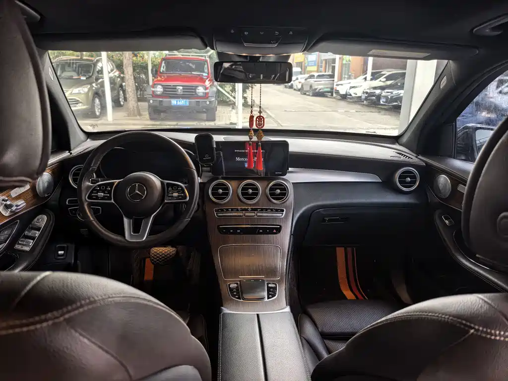 Mercedes-Benz GLC — миниатюра 9
