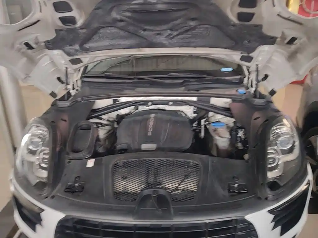 Porsche Macan — миниатюра 20