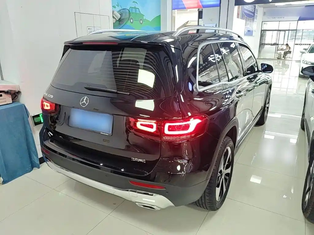 Mercedes-Benz GLB — миниатюра 7