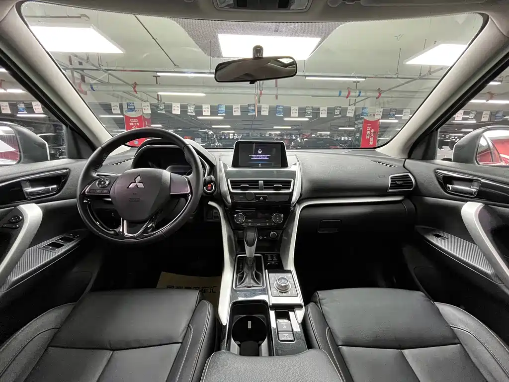Mitsubishi Eclipse Cross — миниатюра 16