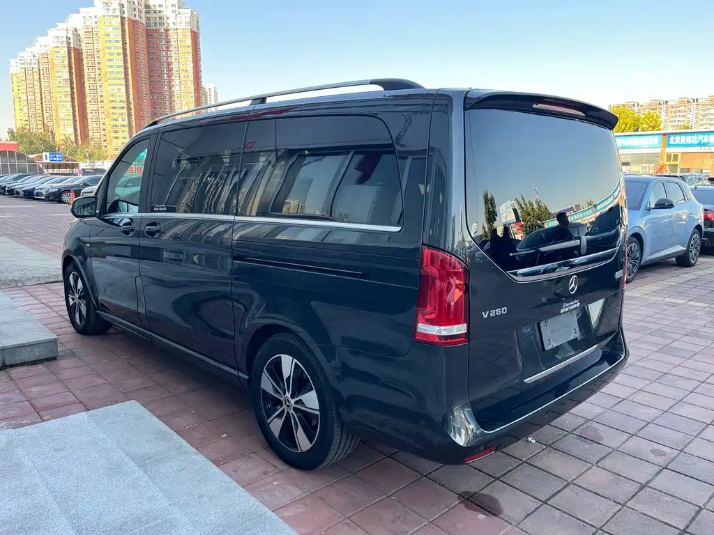 Mercedes-Benz V-Class — миниатюра 6