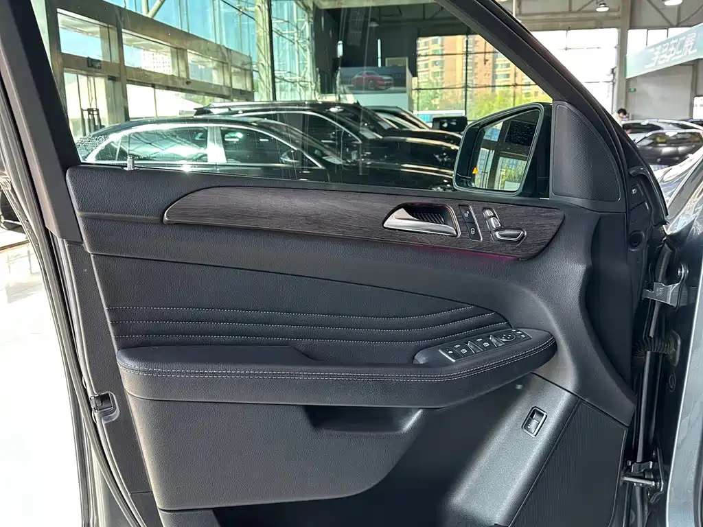Mercedes-Benz GLE 2018 GLE 320 4MATIC SUV