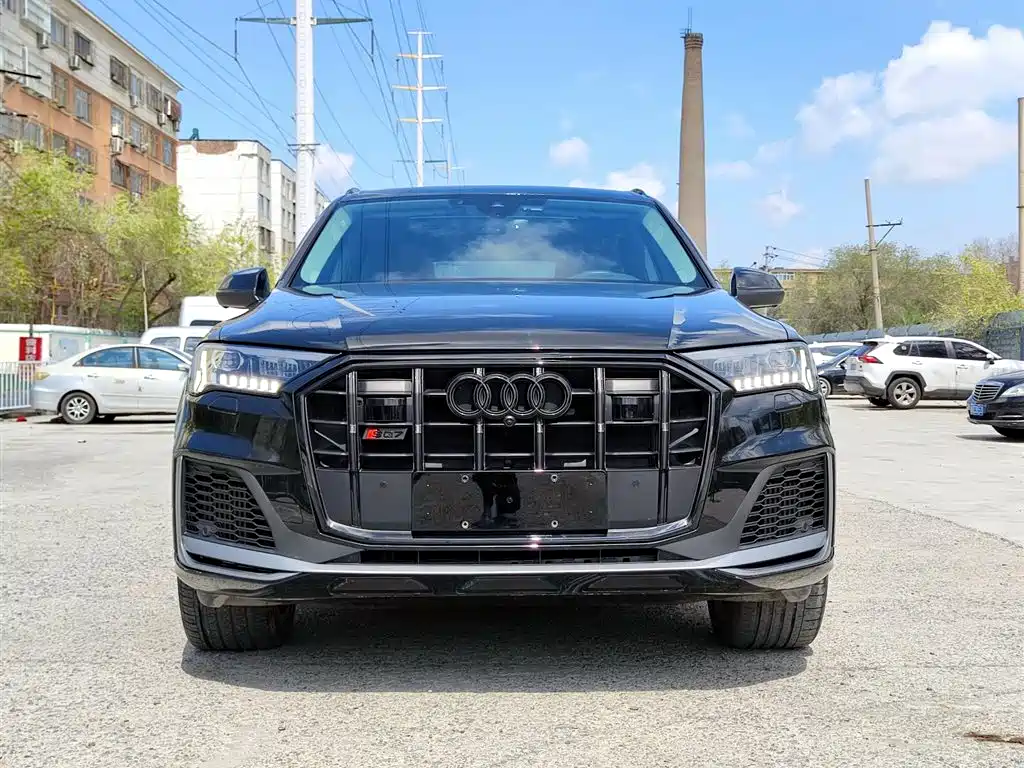 Audi Q7 2023 55 TFSI quattro S line Sport