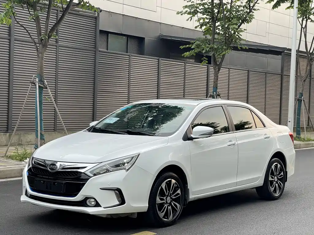 Byd Qin NEV 2015