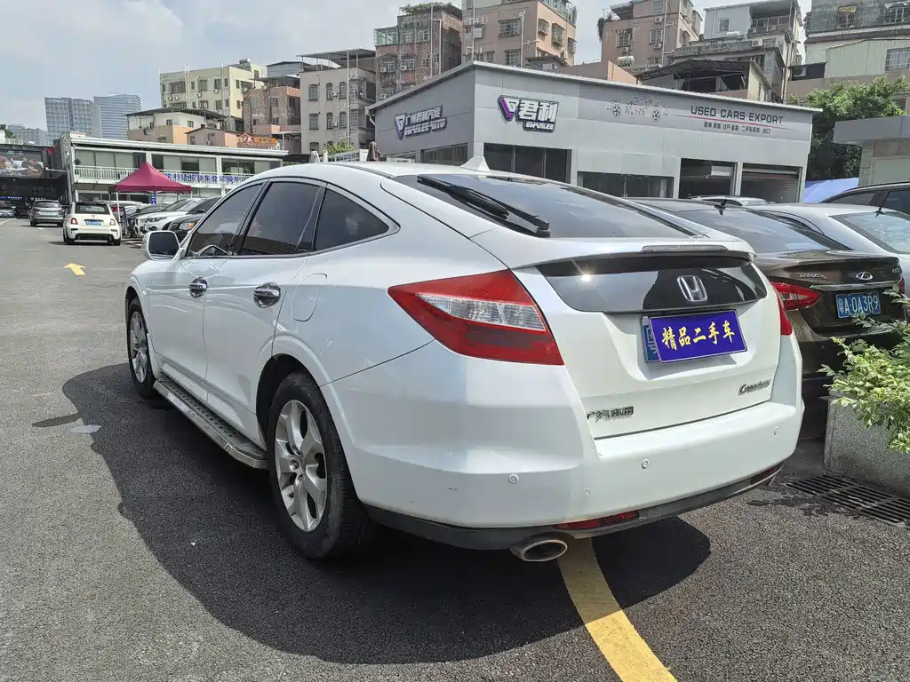 Honda Crosstour — миниатюра 8