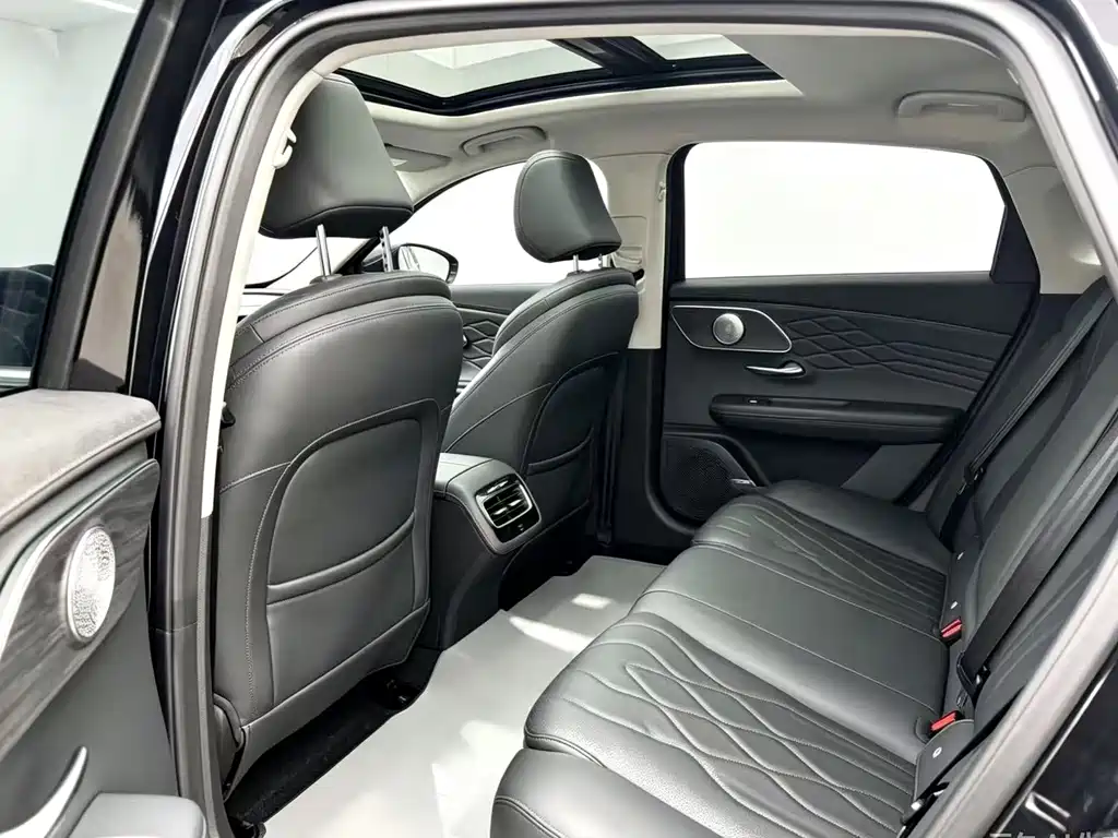 Chery Arrizo 8 PRO — миниатюра 6