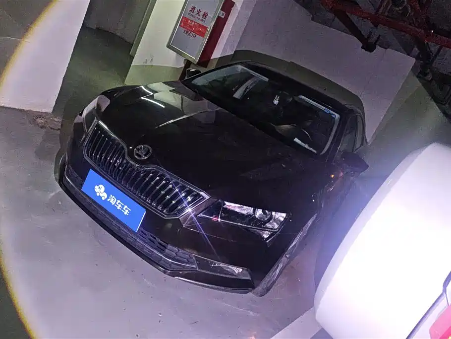 Skoda Superb 2016