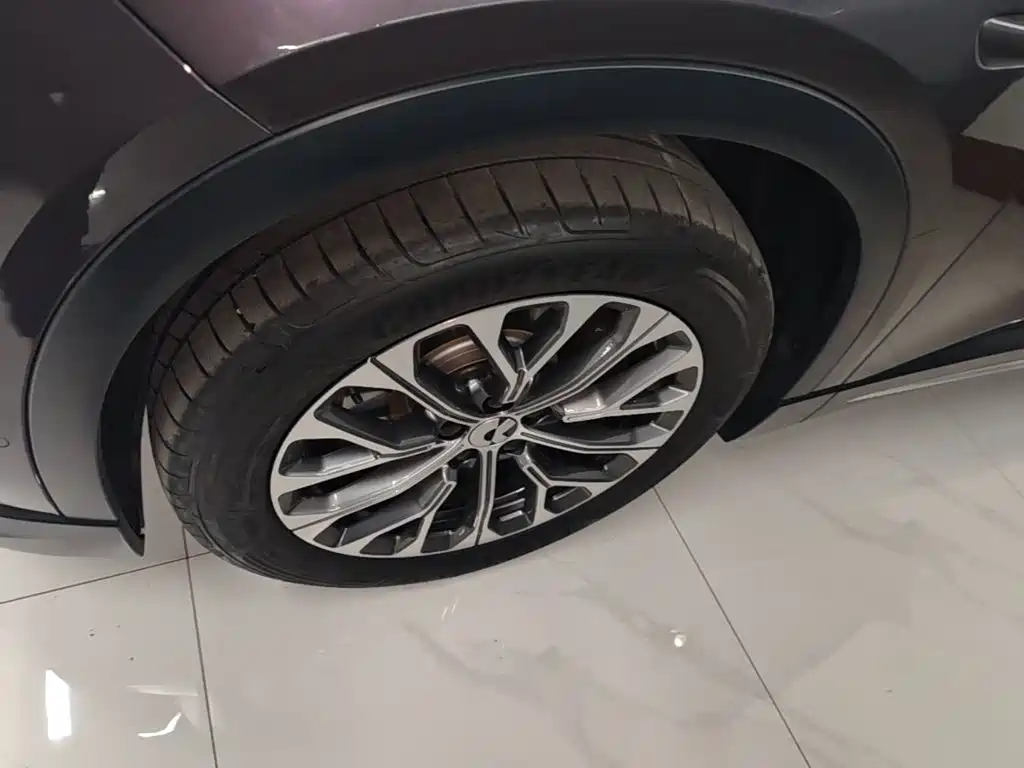 NIO ES6 — миниатюра 23