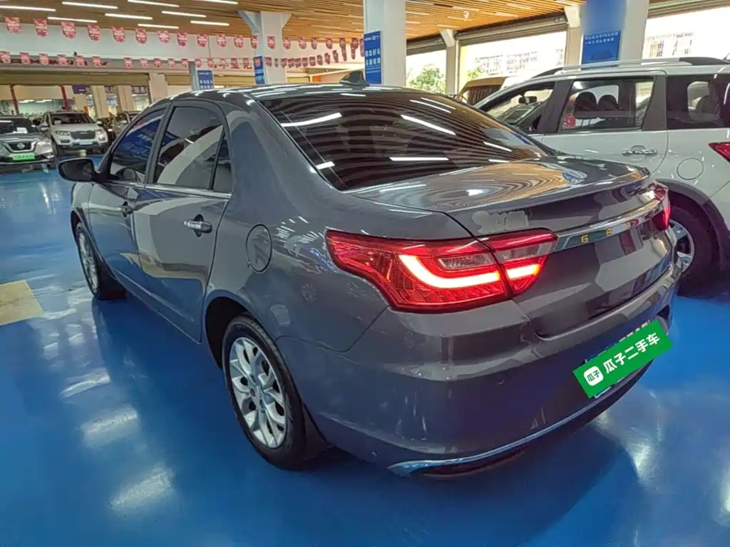 Geely Vision — миниатюра 5