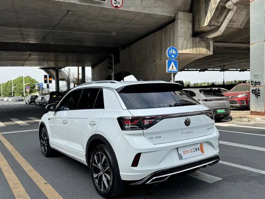 Volkswagen T-Roc — миниатюра 6