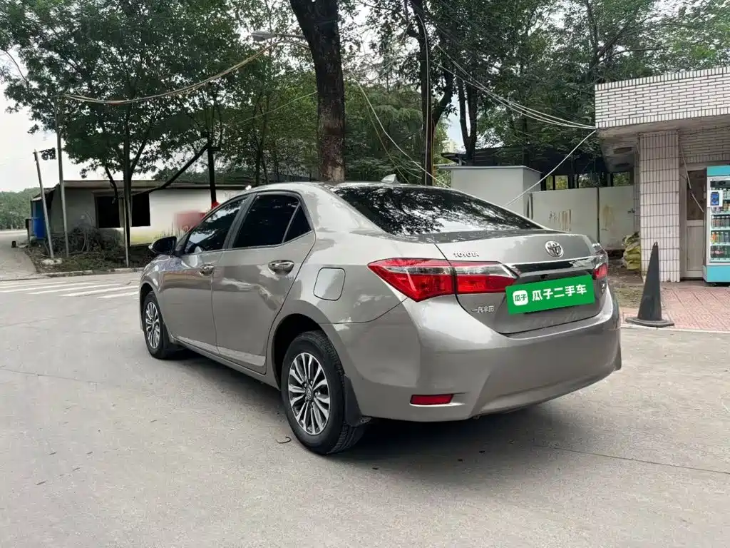 Toyota Corolla — миниатюра 5