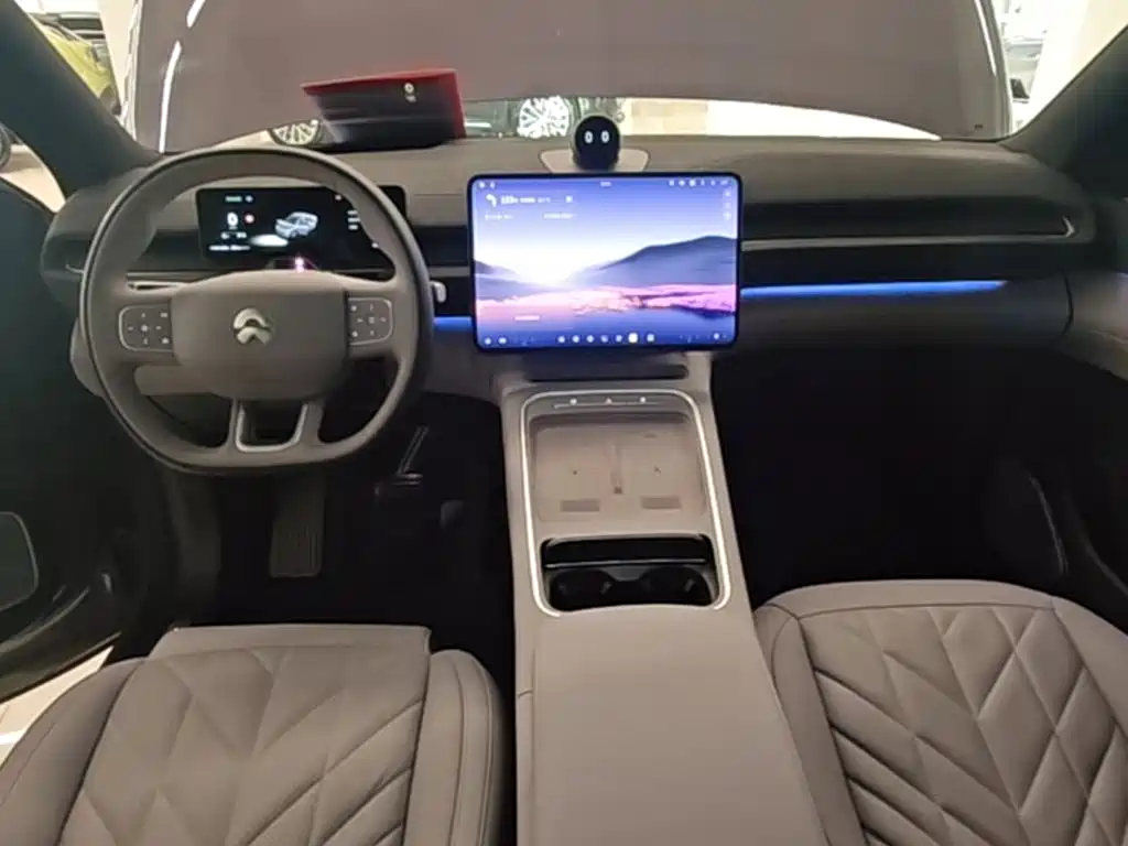 NIO EC6 — миниатюра 10