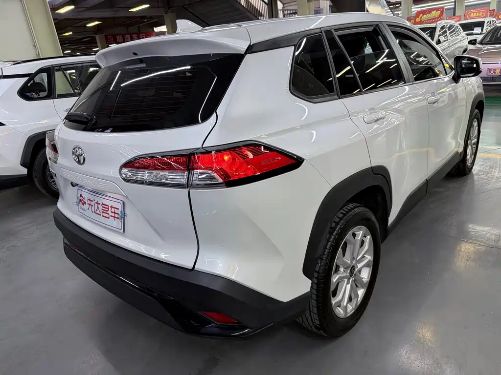 Toyota Frontlander 2023 2.0L CVT Lead