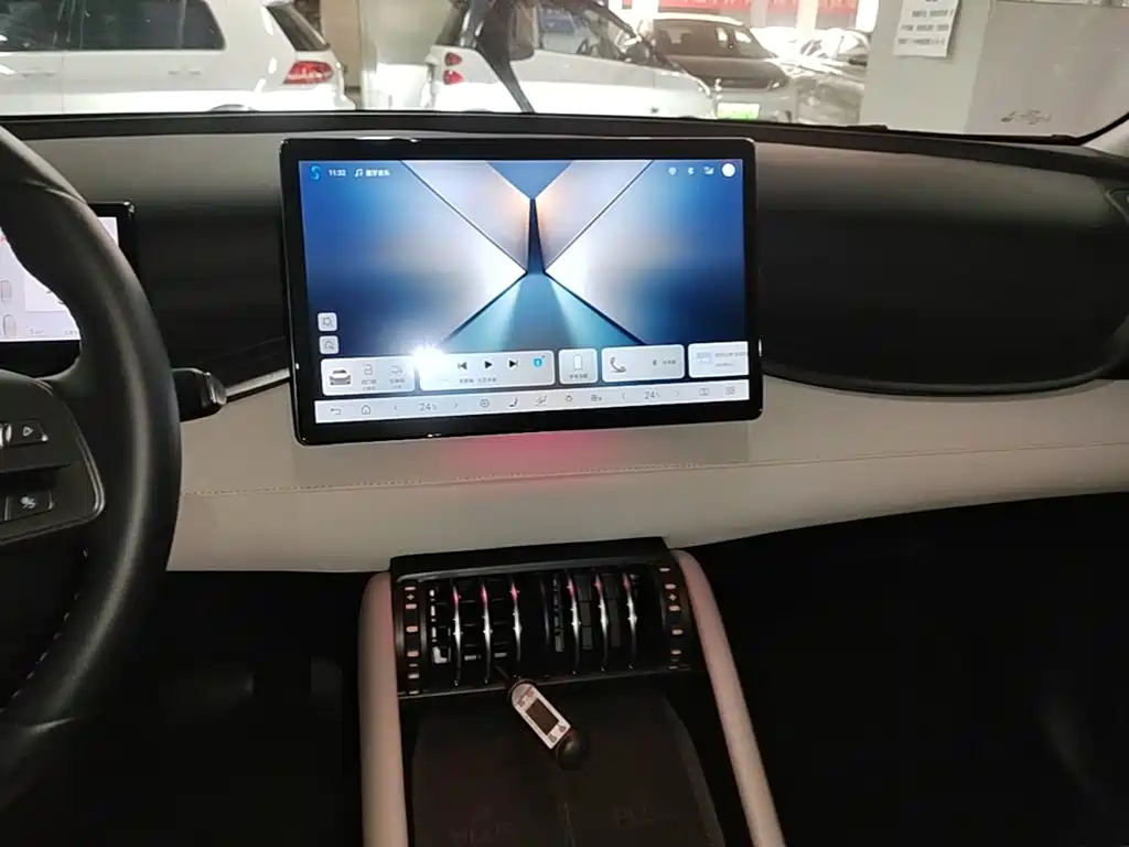 BYD Yuan Plus — миниатюра 13