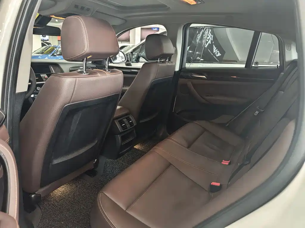 BMW X4 — миниатюра 16