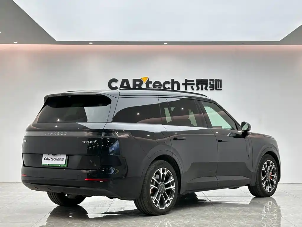 Lynk & Co 900 — миниатюра 5