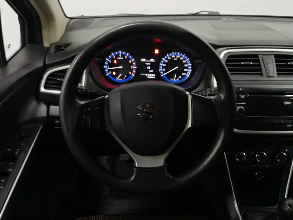 Suzuki S-Cross — миниатюра 11