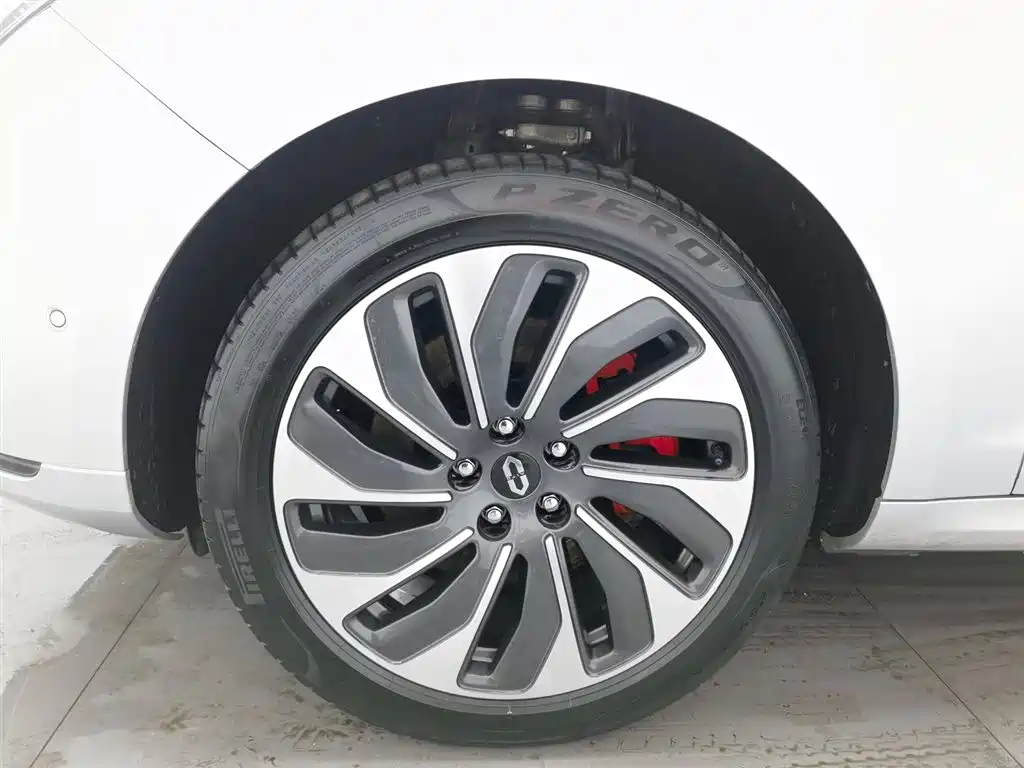 AITO ASK THE WORLD M5