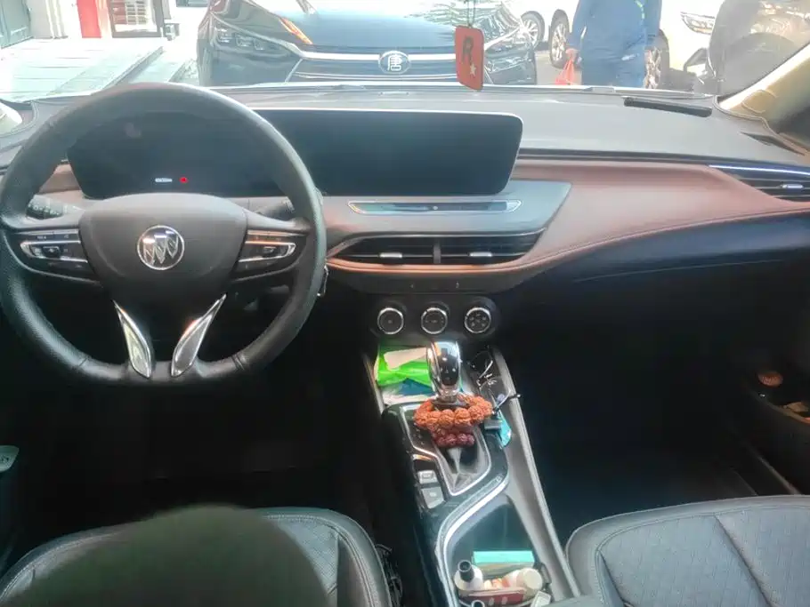 Buick Verano — миниатюра 12