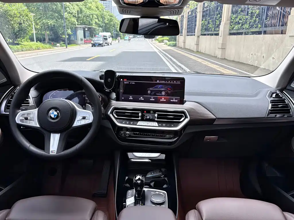 BMW X3 — миниатюра 7