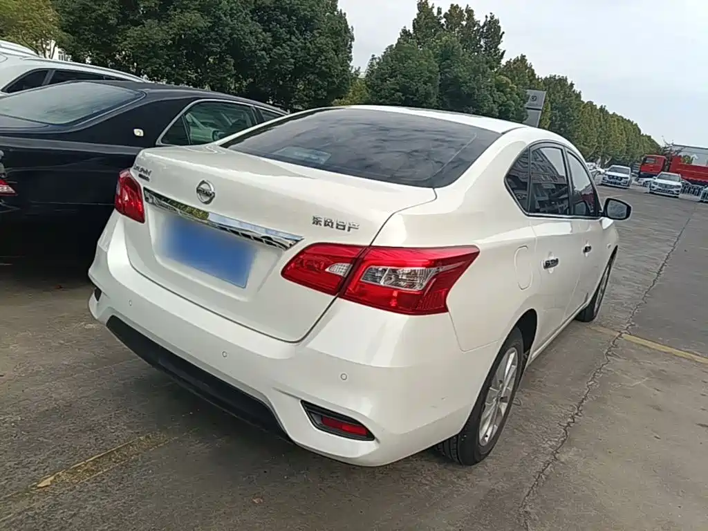 Nissan Sylphy — миниатюра 7