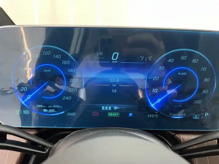 Mercedes-Benz EQE 2025 500 4MATIC