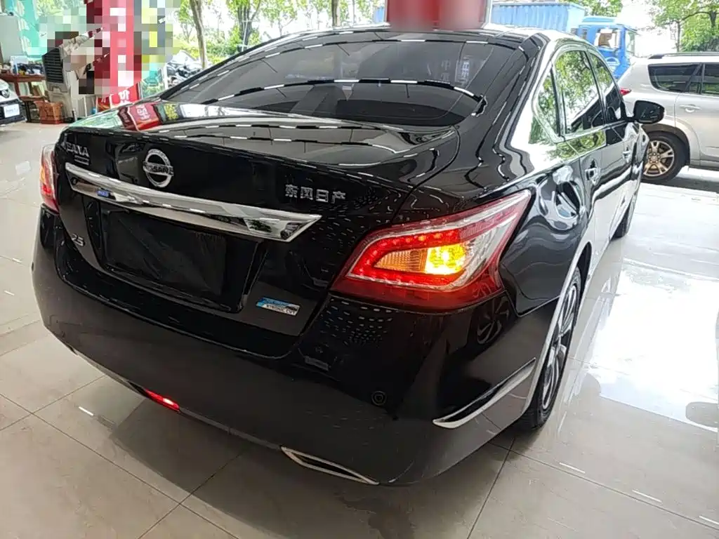 Nissan Teana — миниатюра 7