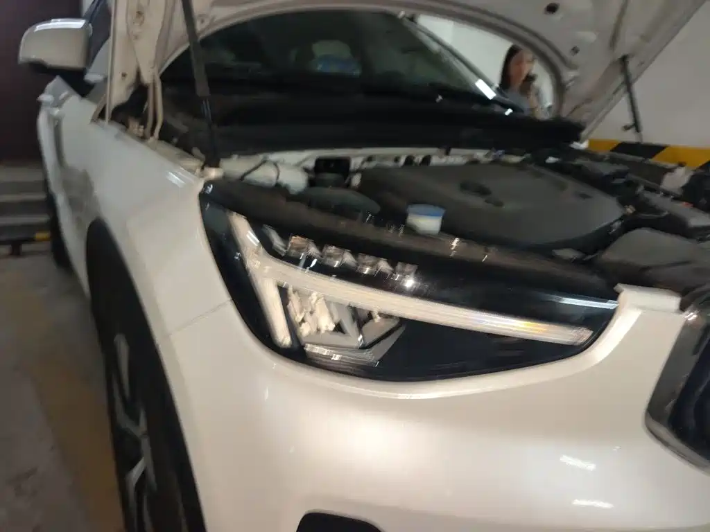 Volvo XC40 — миниатюра 7