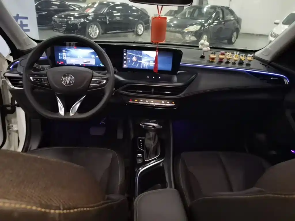 Buick Verano — миниатюра 10