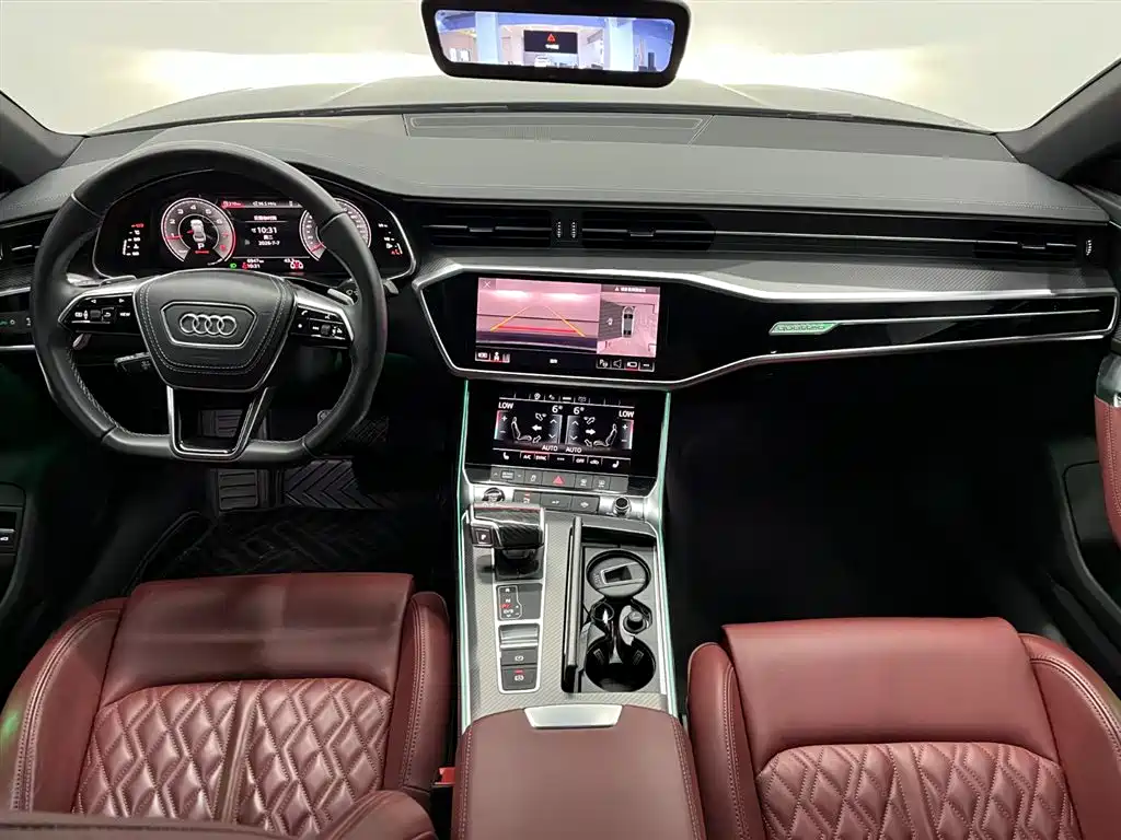 Audi A7L 2024 45 TFSI quattro