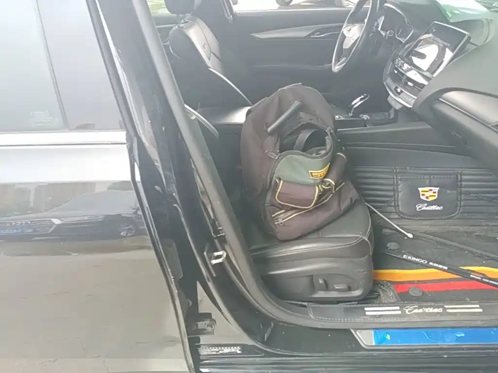 Cadillac CT5 — миниатюра 25