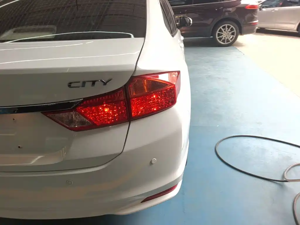 Honda City — миниатюра 8