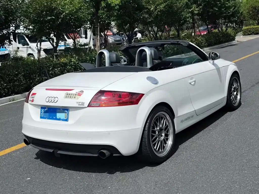 Audi TT — миниатюра 3