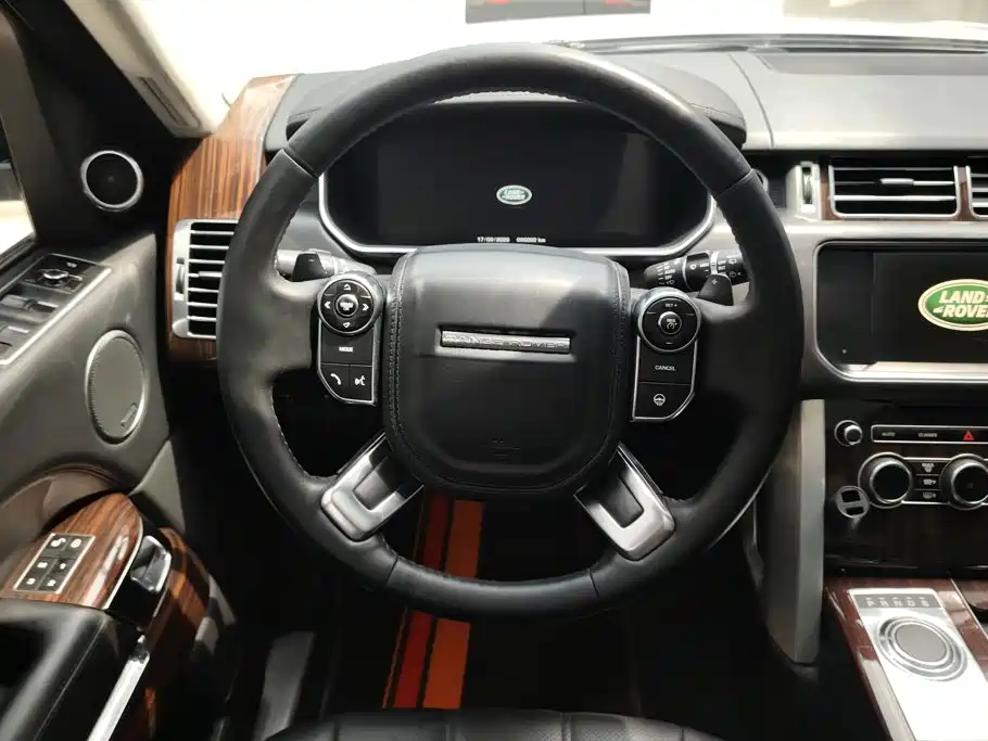 Land Rover Range Rover — миниатюра 15