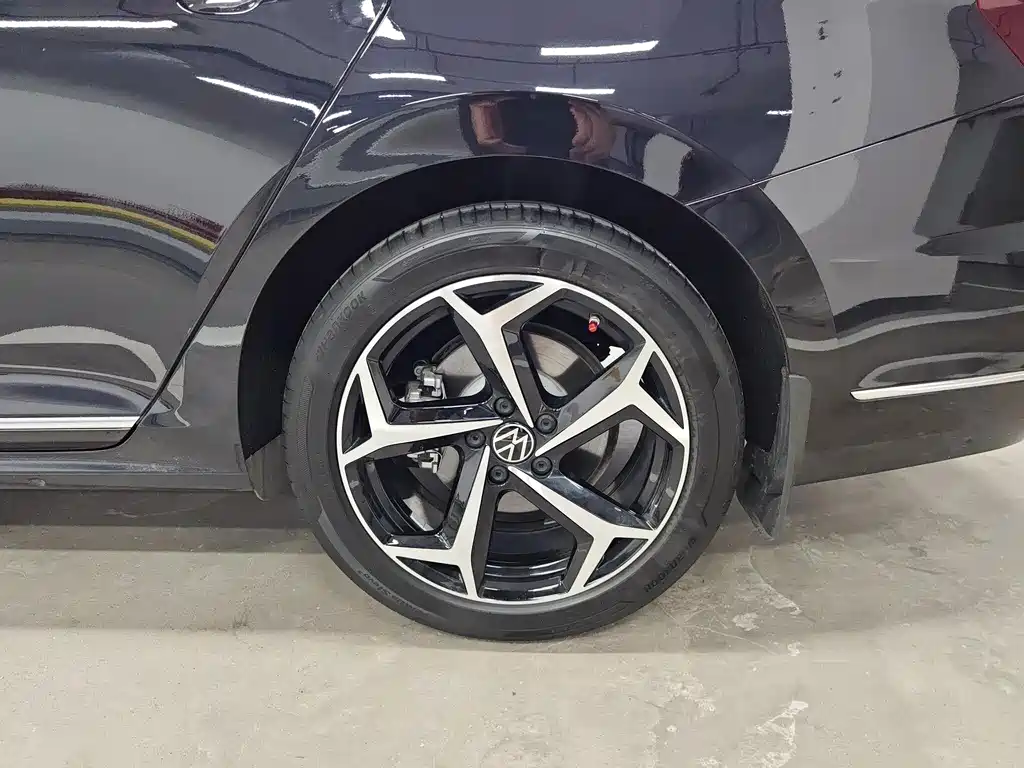 Volkswagen Passat — миниатюра 16