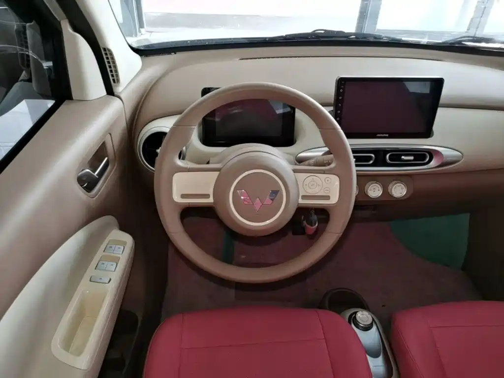 Wuling MINIEV — миниатюра 11