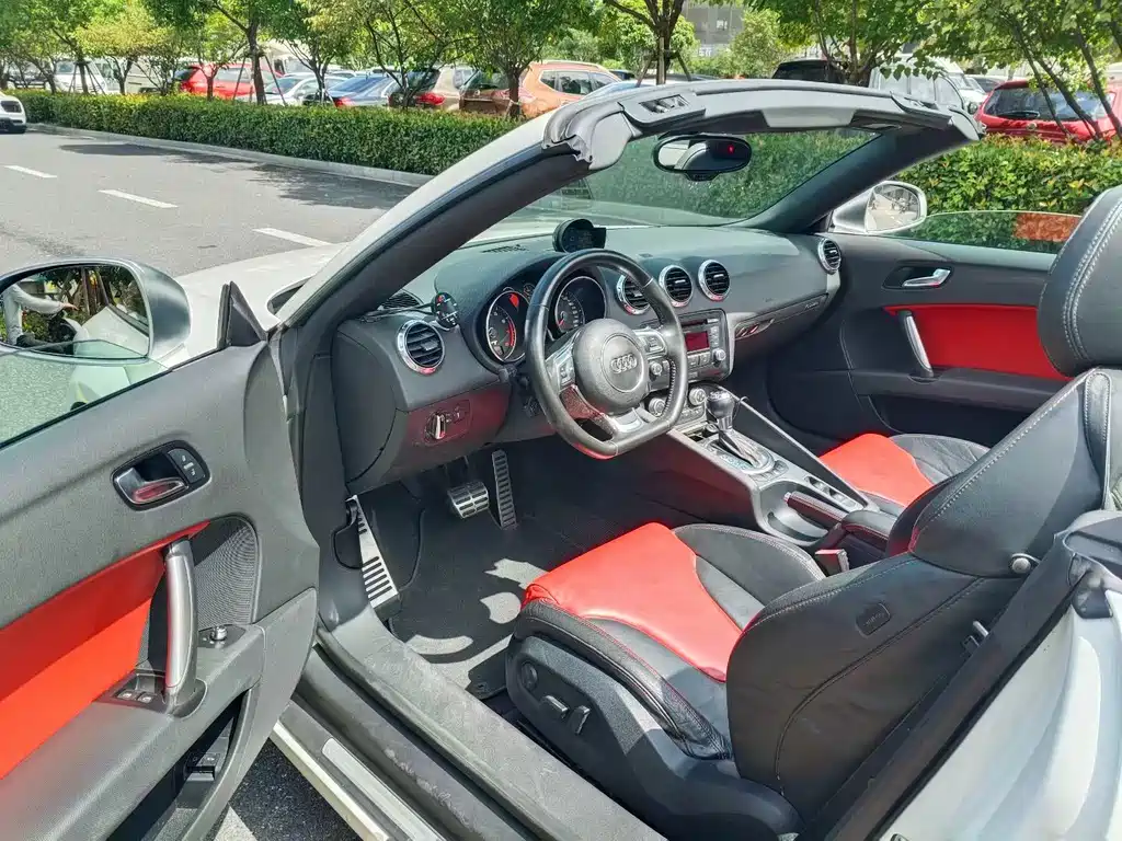 Audi TT — миниатюра 8