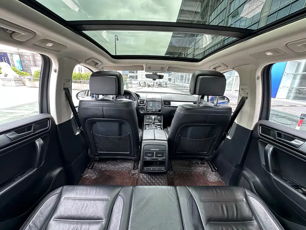 Volkswagen Touareg — миниатюра 22