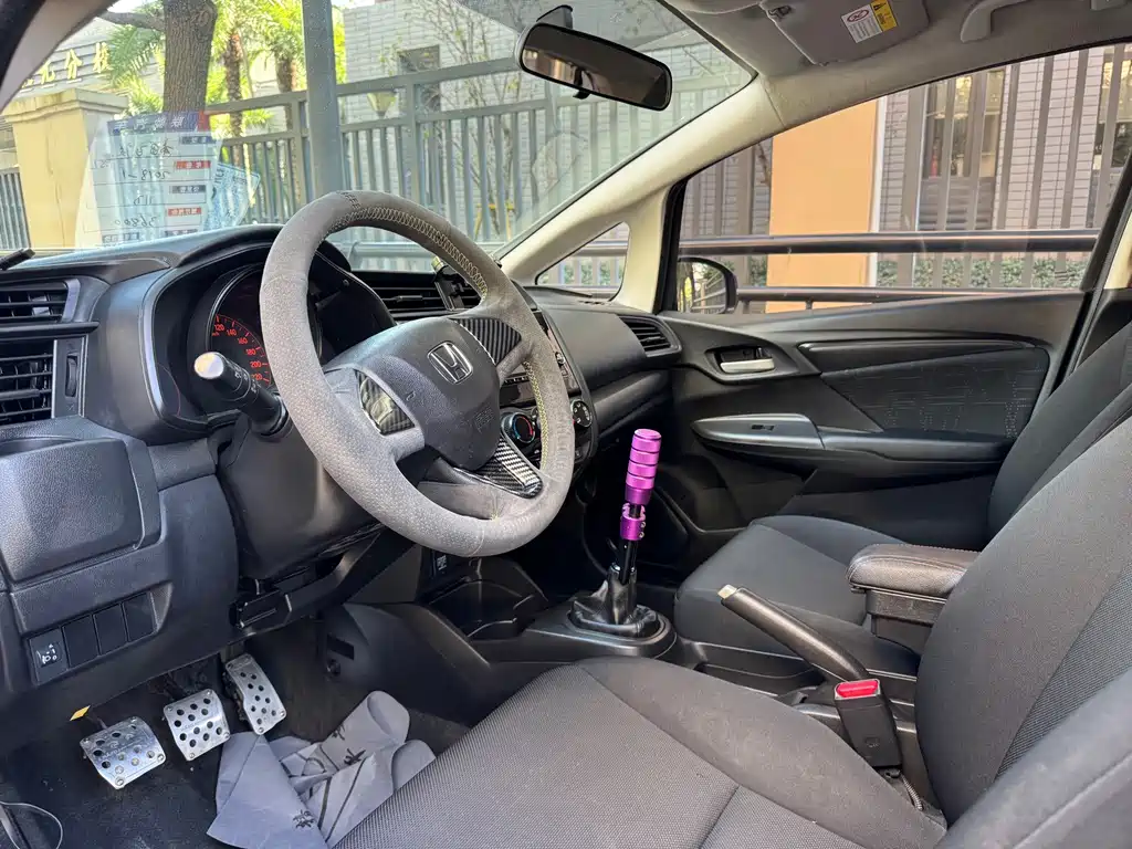 Honda Fit — миниатюра 3