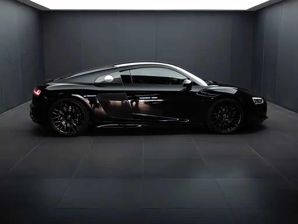 Audi R8 — миниатюра 6