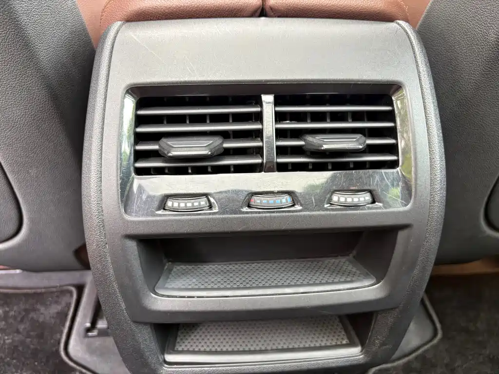 BMW X5 (Import) — миниатюра 10