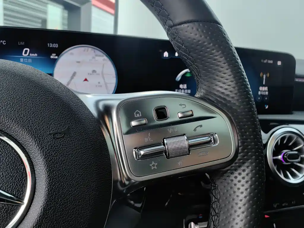 MERCEDES-BENZ A CLASS