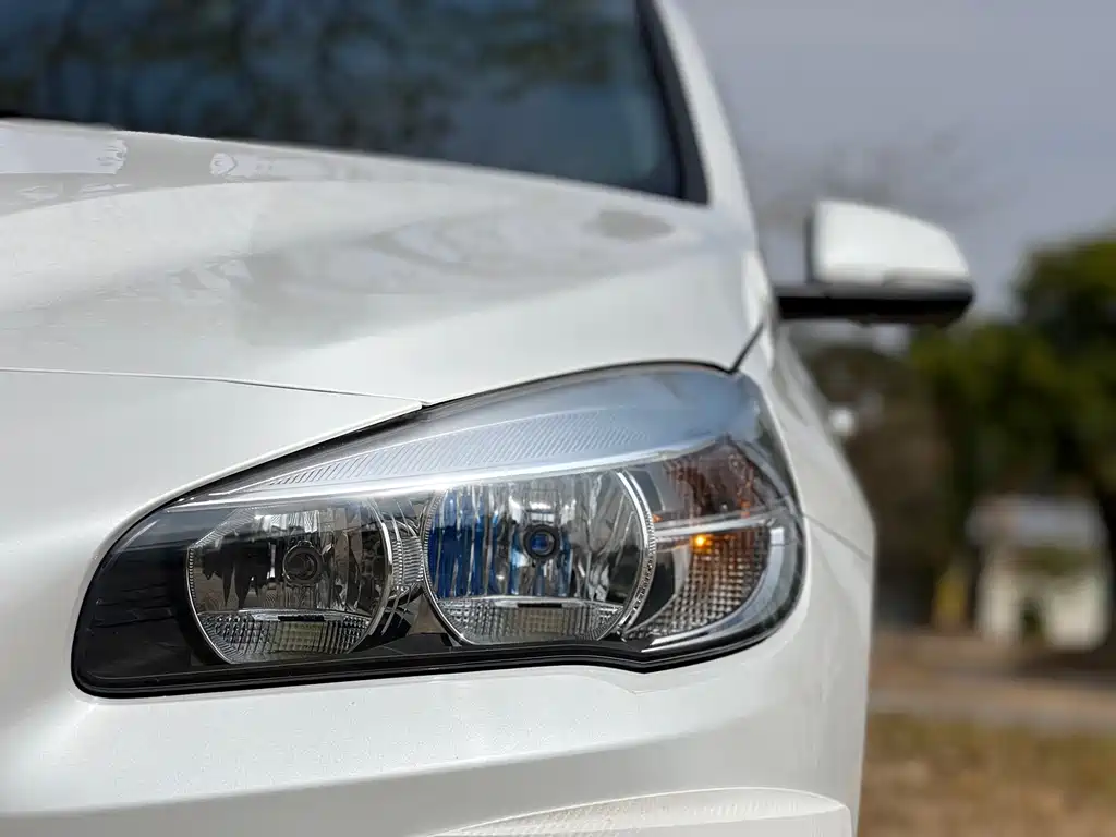 BMW 2 SERIES STATION WAGON