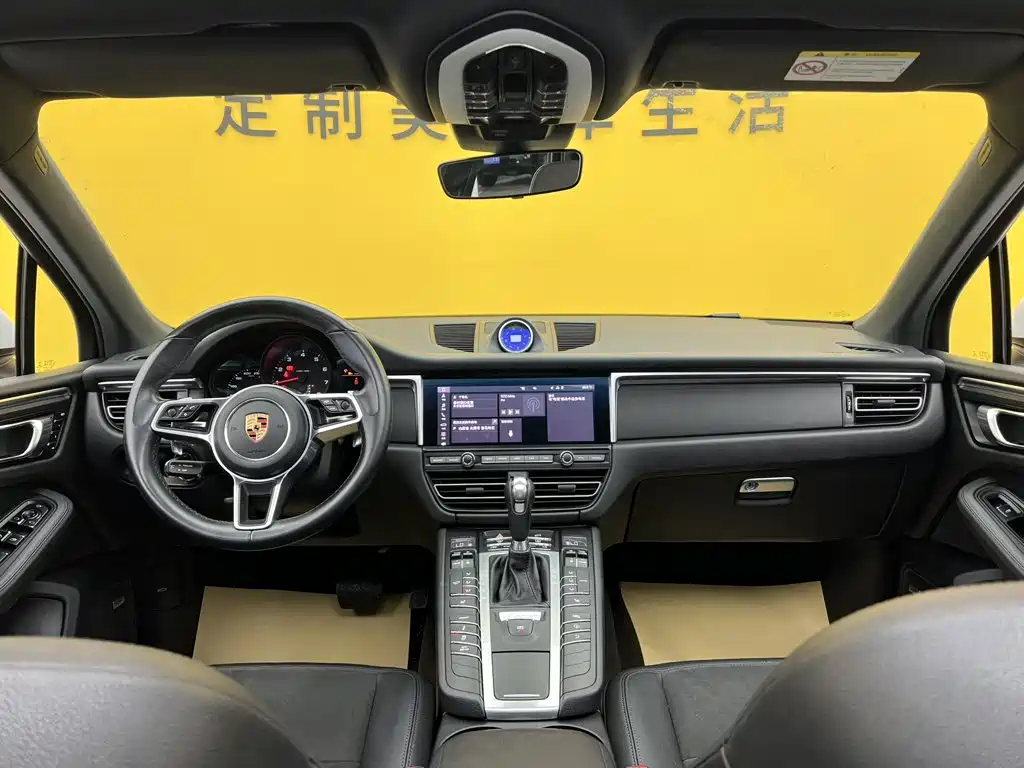 Porsche Macan — миниатюра 38