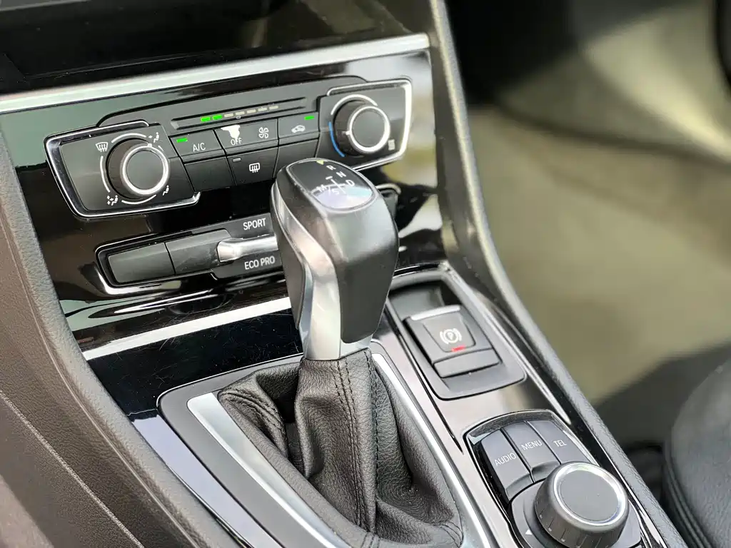 BMW 2 SERIES STATION WAGON